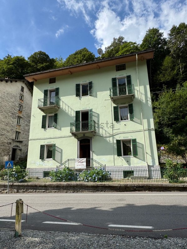 casa indipendente in vendita a Rosazza