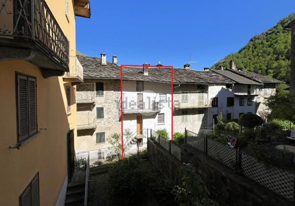 esavano in vendita a Rosazza