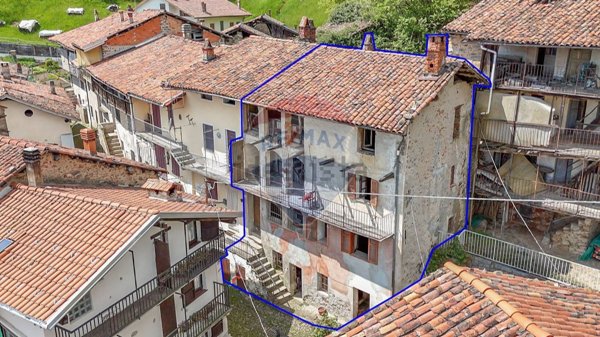 casale in vendita a Sagliano Micca