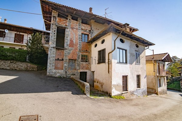 casa indipendente in vendita a Sagliano Micca