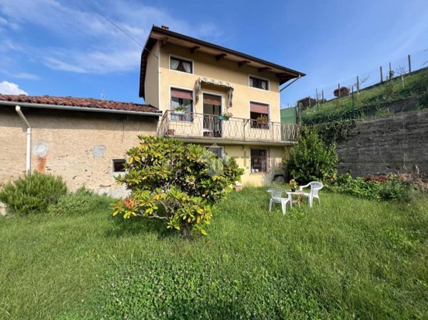 casa semindipendente in vendita a Sala Biellese