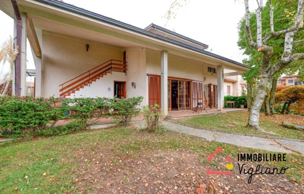 casa indipendente in vendita a Sala Biellese