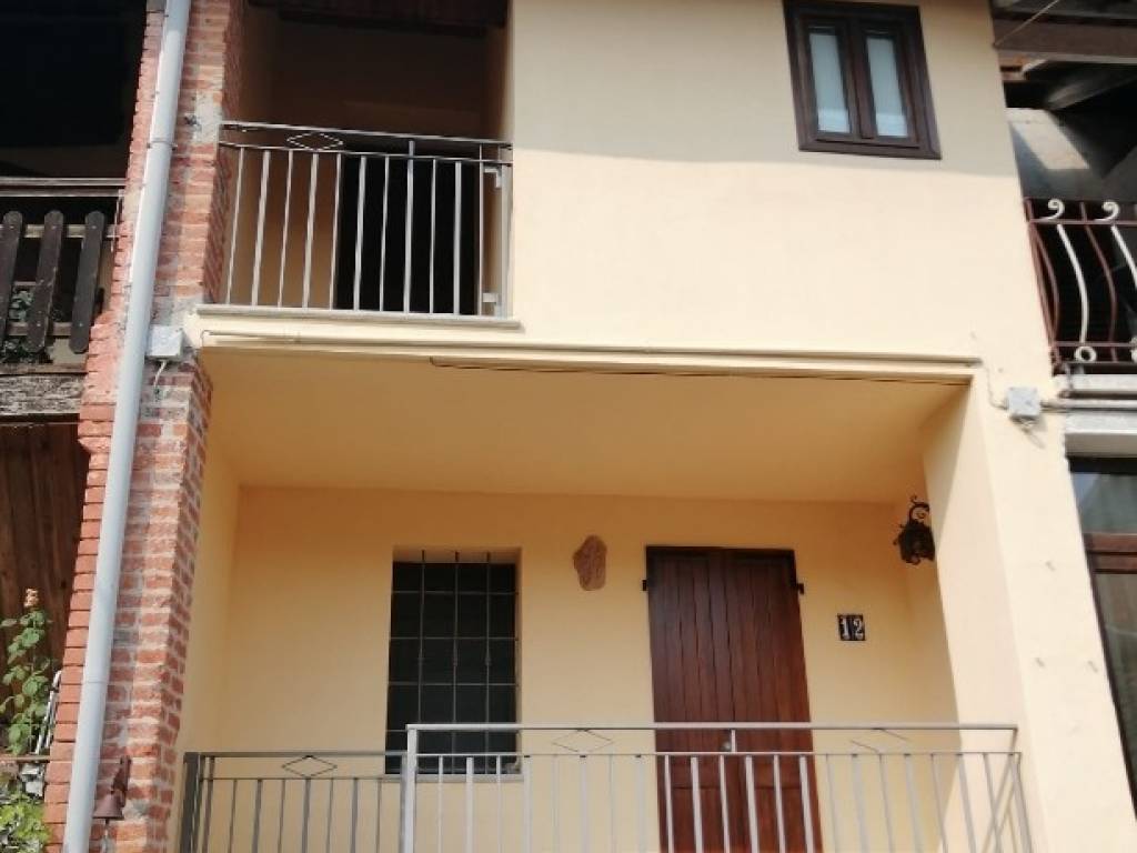 casa indipendente in vendita a Sala Biellese
