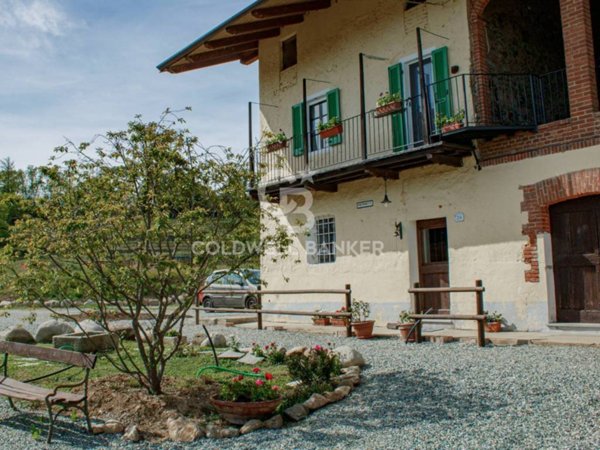 casa indipendente in vendita a Salussola