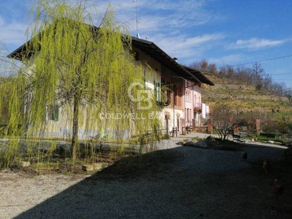 casa indipendente in vendita a Salussola