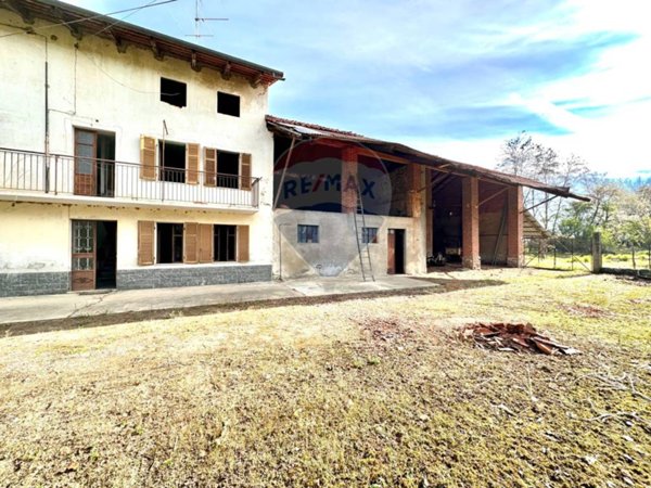 casa indipendente in vendita a Salussola in zona San Secondo
