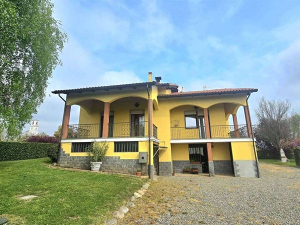 casa indipendente in vendita a Salussola in zona Vigellio