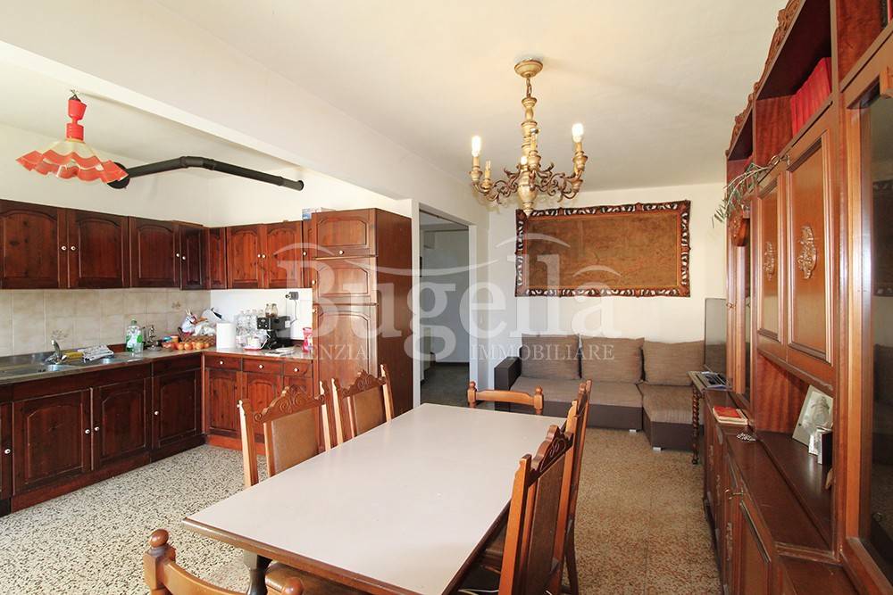 casa indipendente in vendita a Salussola