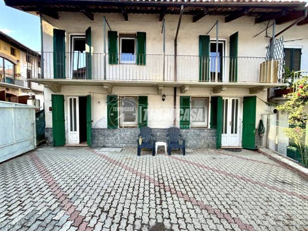 casa indipendente in vendita a Salussola