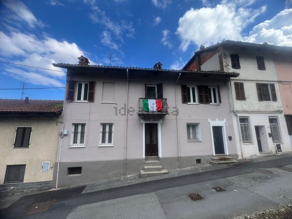 casa indipendente in vendita a Salussola