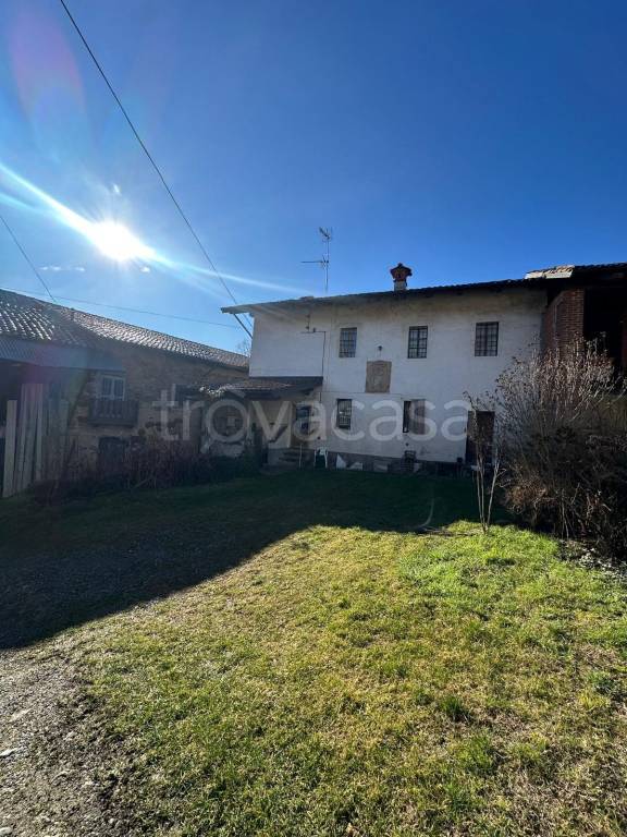 casa indipendente in vendita a Salussola