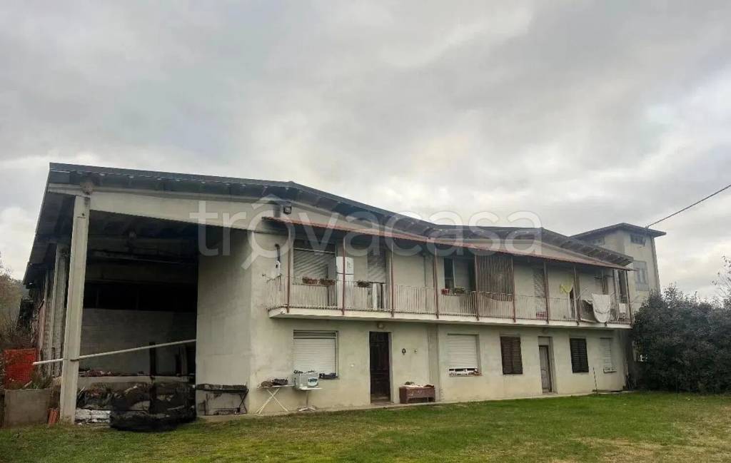 casa indipendente in vendita a Salussola in zona San Secondo