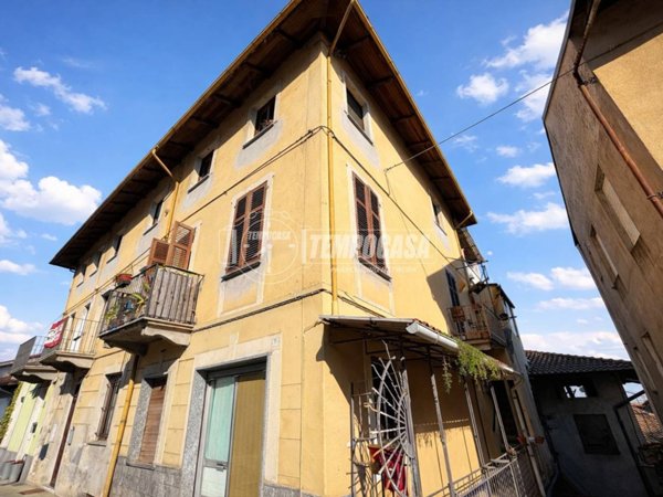 appartamento in vendita a Salussola in zona Vigellio