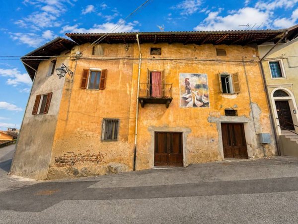 appartamento in vendita a Salussola in zona Vigellio