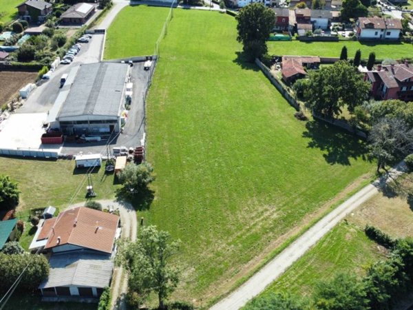 terreno edificabile in vendita a Sandigliano