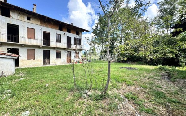 casa indipendente in vendita a Sandigliano