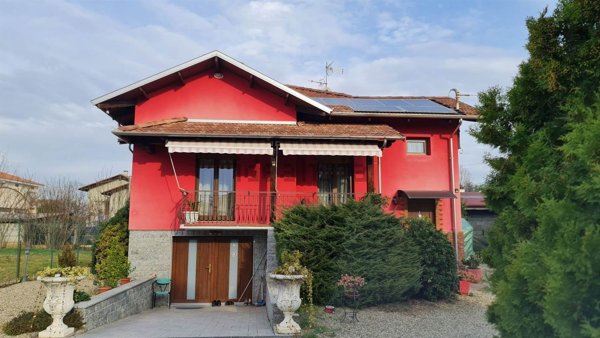casa indipendente in vendita a Sandigliano