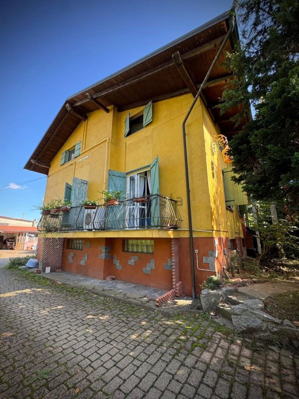 casa indipendente in vendita a Sandigliano