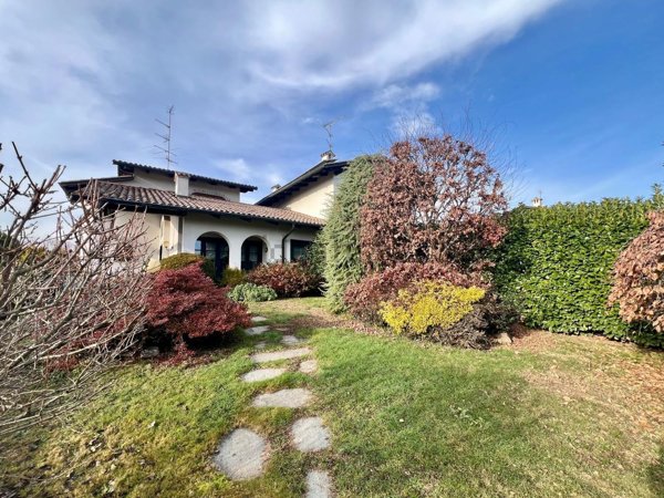 casa indipendente in vendita a Sandigliano