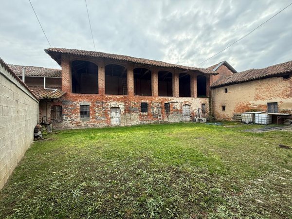 quadrivano in vendita a Sandigliano