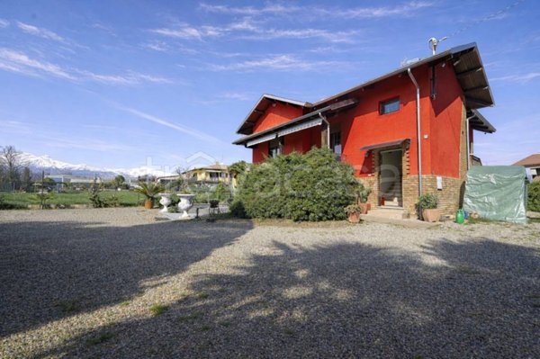 casa indipendente in vendita a Sandigliano