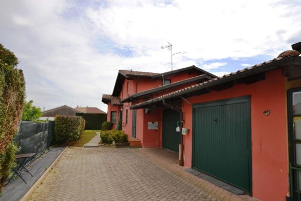 casa indipendente in vendita a Sandigliano