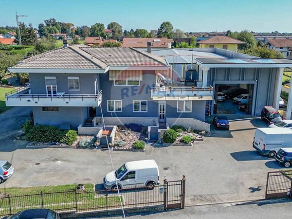 casa indipendente in vendita a Sandigliano