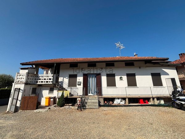 casa indipendente in vendita a Sandigliano