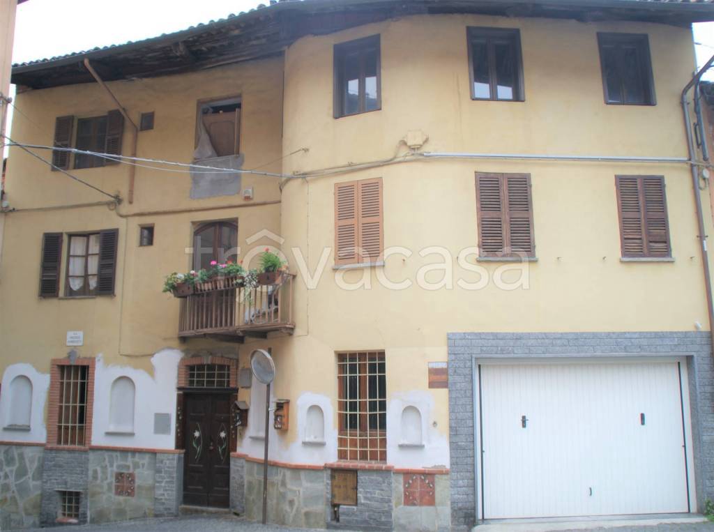 casa indipendente in vendita a Sordevolo