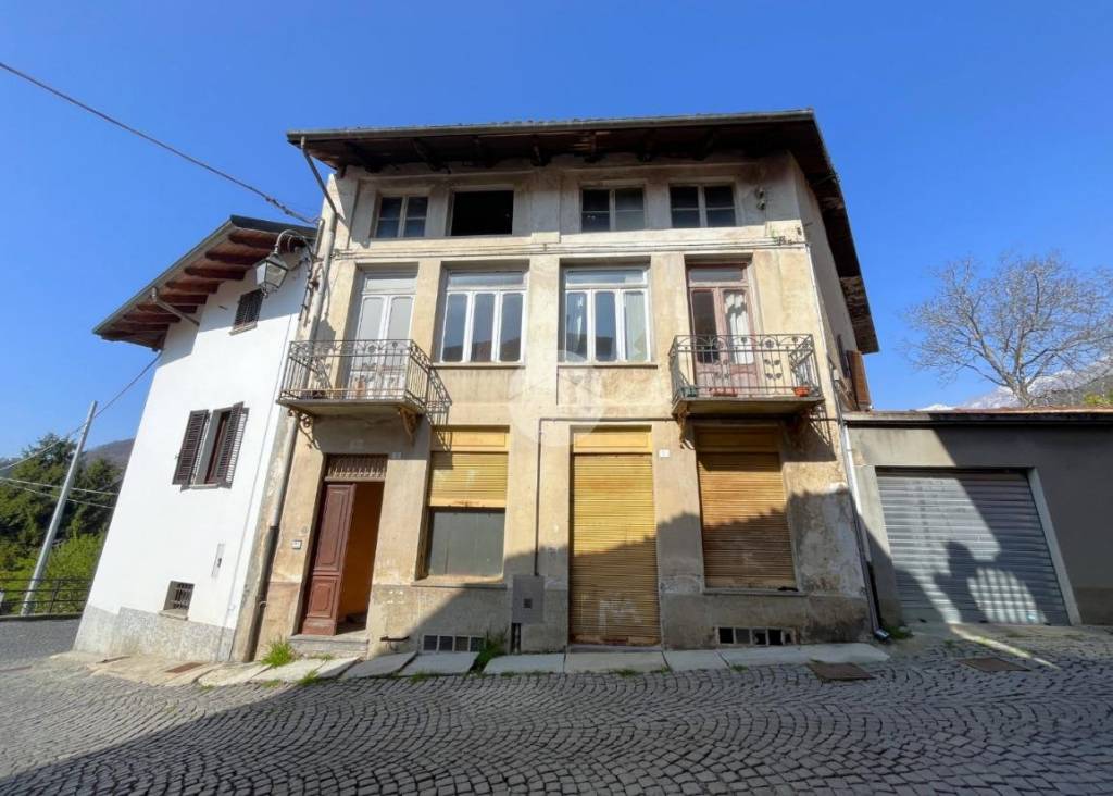casa indipendente in vendita a Sordevolo
