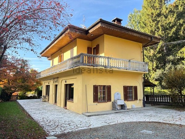 casa indipendente in vendita a Sordevolo