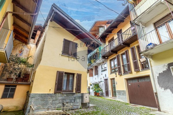 casa indipendente in vendita a Sordevolo