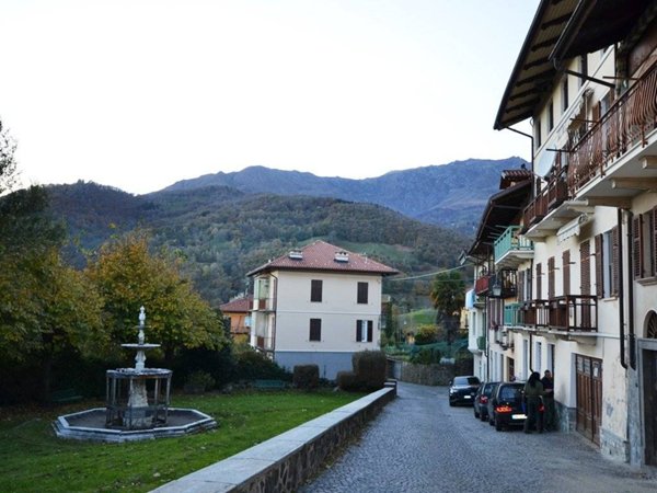 casa indipendente in vendita a Sordevolo