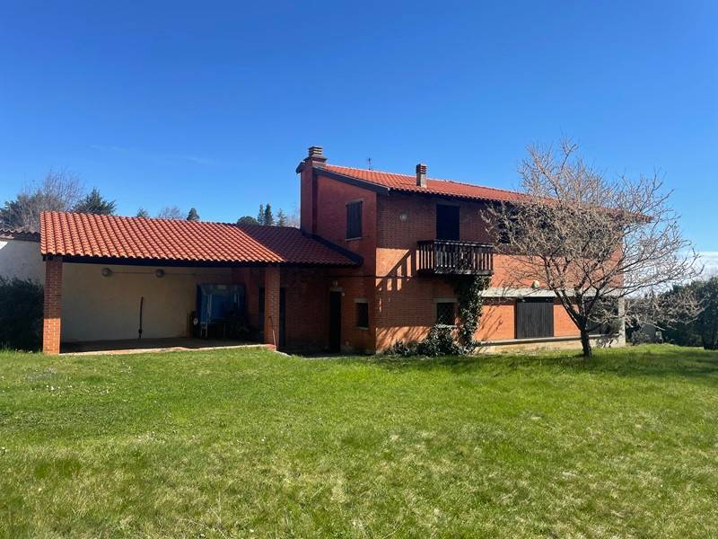 casa indipendente in vendita a Sordevolo