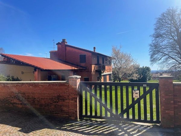 casa indipendente in vendita a Sordevolo