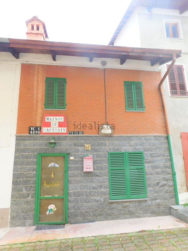 casa indipendente in vendita a Sordevolo