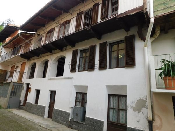 casa indipendente in vendita a Sordevolo