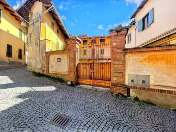 casa indipendente in vendita a Sordevolo