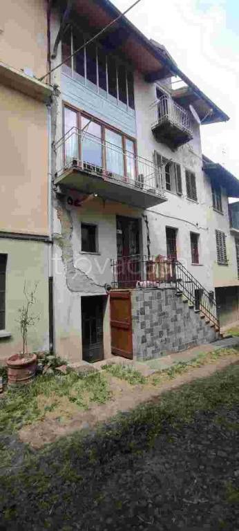 casa indipendente in vendita a Sordevolo