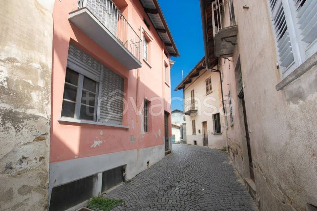 casa indipendente in vendita a Sordevolo
