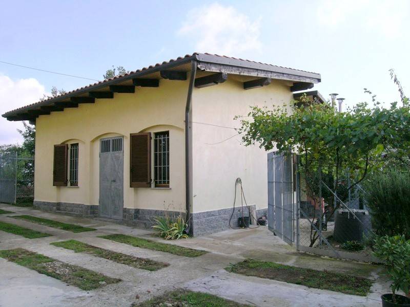 casa indipendente in vendita ad Alfiano Natta