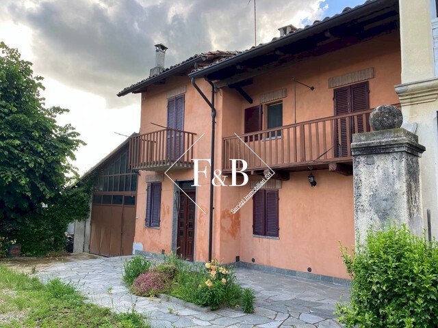 casa indipendente in vendita ad Alfiano Natta in zona Casarello