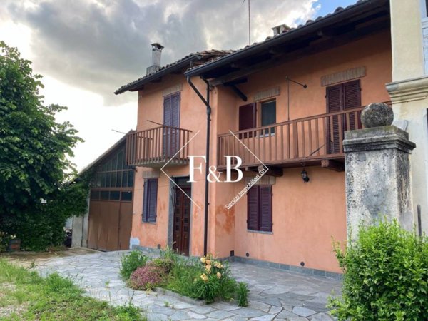 casa indipendente in vendita ad Alfiano Natta in zona Casarello