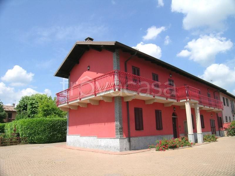casa indipendente in vendita ad Alfiano Natta
