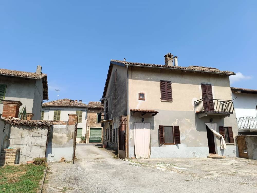 locale di sgombero in vendita ad Alfiano Natta in zona Sanico