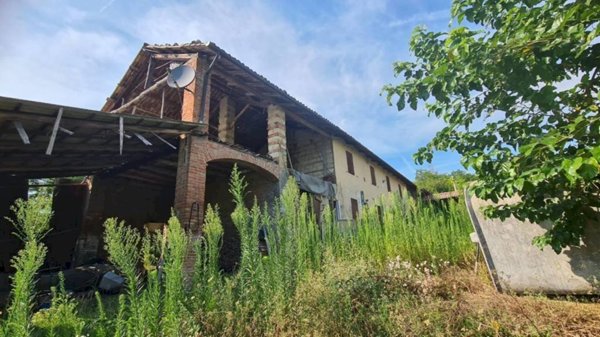 casa indipendente in vendita ad Alfiano Natta