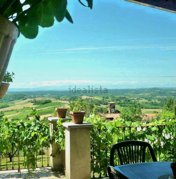 casale in vendita ad Alfiano Natta in zona Cardona