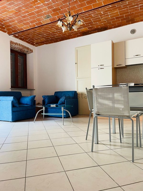 appartamento in vendita ad Alfiano Natta in zona Casarello