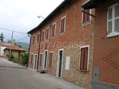 appartamento in vendita ad Alfiano Natta in zona Casarello