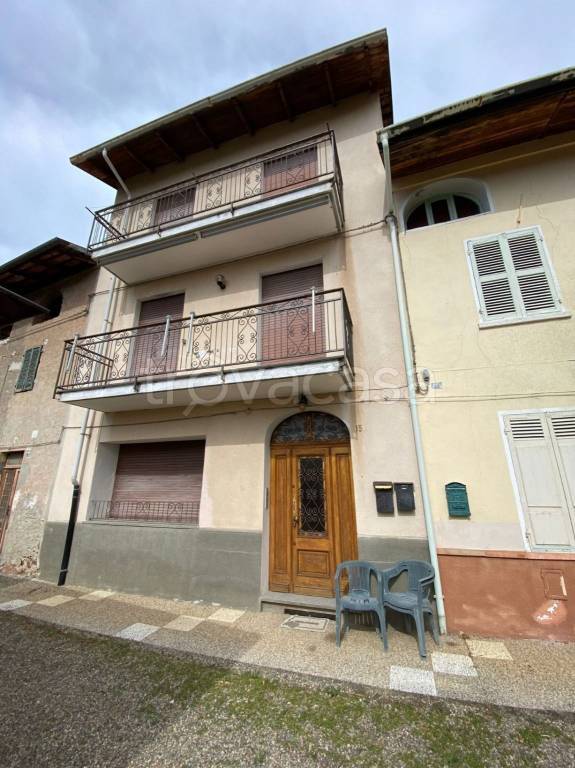 casa indipendente in vendita a Sostegno